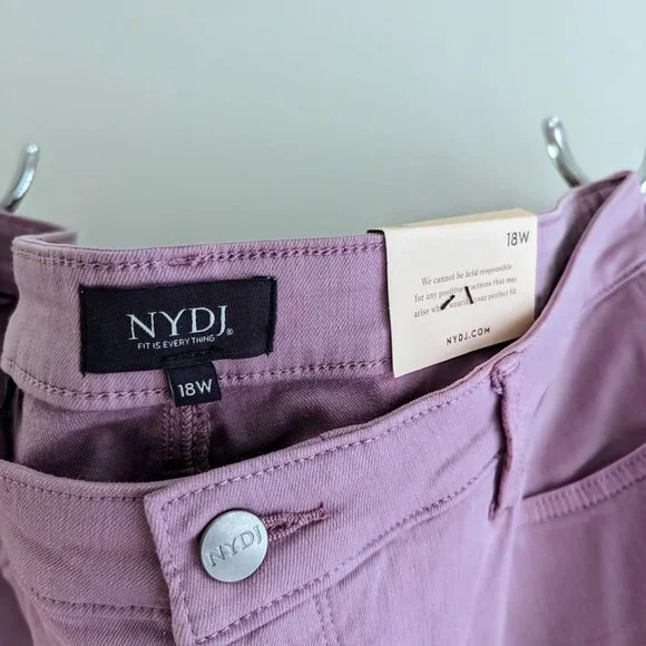 NYDJ Capri Size 18W NWT - Picture 2 of 2
